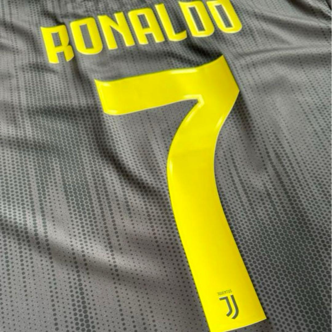 shochi5353様専用 未使用 18/19 ユベントス 3rd ロナウドユニ - メルカリ