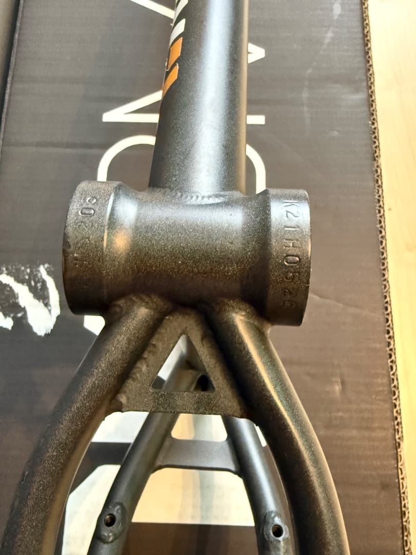 中古】KINK BMX WILLIAMS × ETNIES フレーム 20.5 KINK BMX WILLIAMS