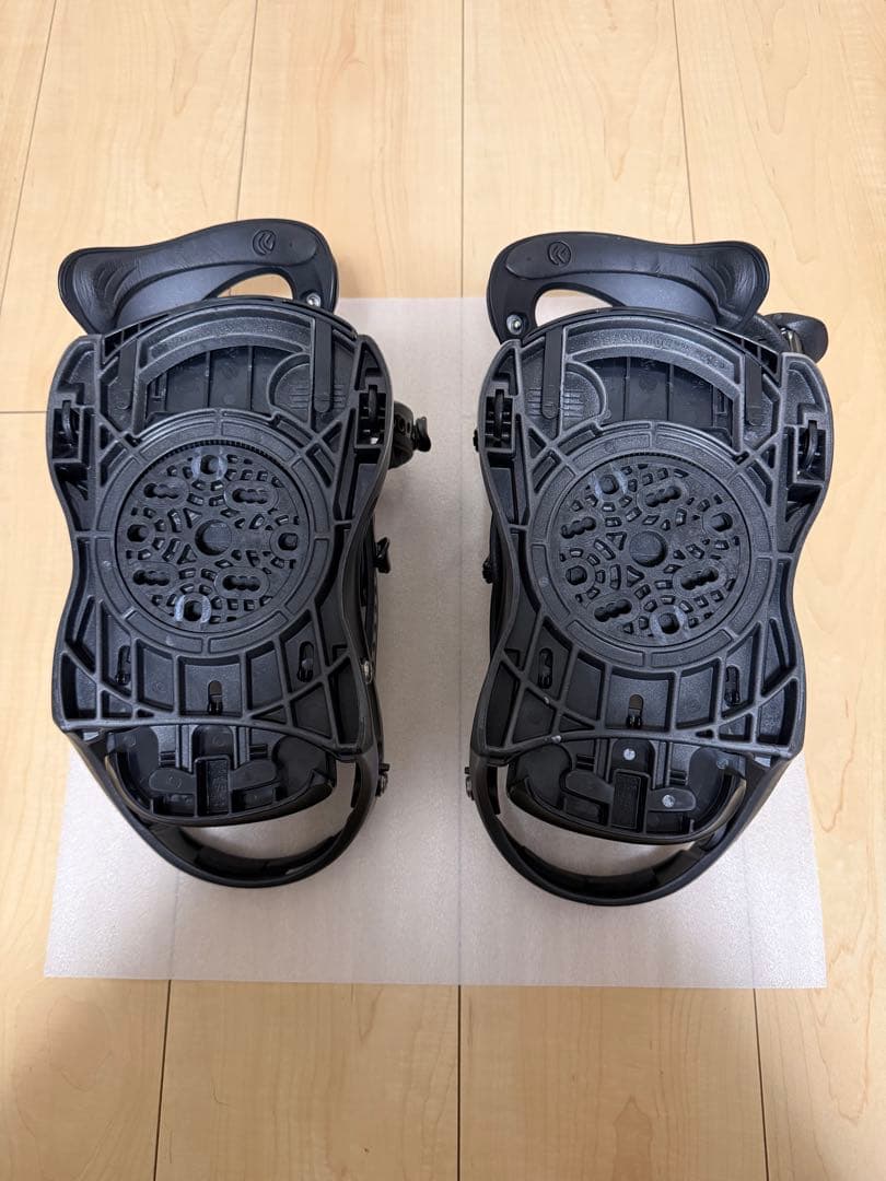 FLUX XV LTD（F7XVML）カーボンハイバック バインディング 傷あり XV