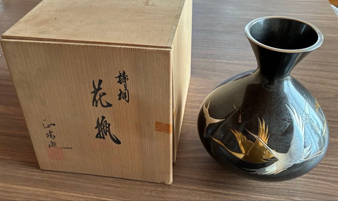 伝統工芸 高岡銅器 花瓶 金銀鶴模様 - メルカリ
