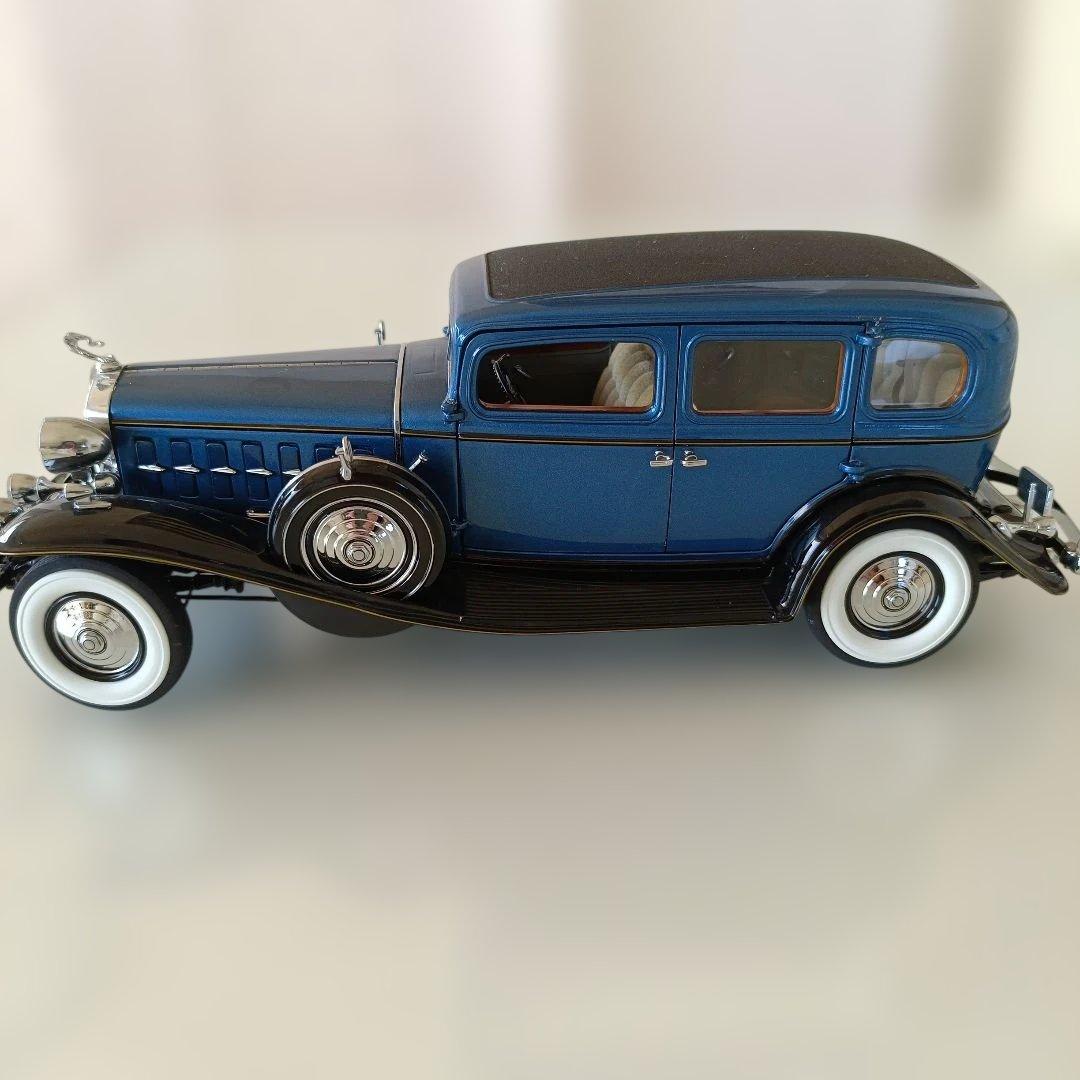 ダンバリーミント製 1932 Cadillac Fleetwood Sedan