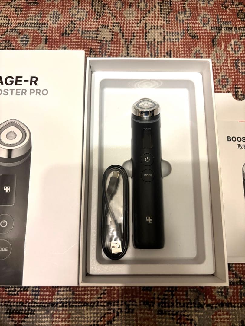 美品★ AGE-R ブースタープロ　medicube メディキューブ Amazon.co.jp: メディキューブ AGE-Rブースタープロ ブラック 1日5分