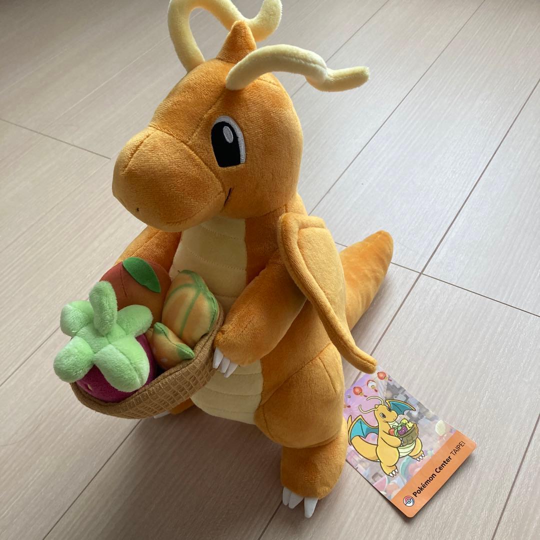 台湾ポケモンセンター限定 カイリュー ぬいぐるみ - メルカリ