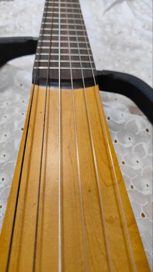 美品ヤマハ サイレントギター 100 S6弦ギター付属品多数