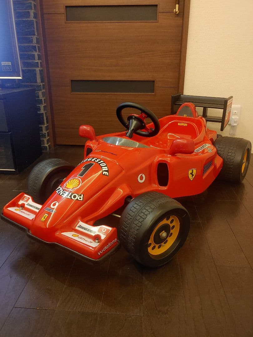 フェラーリ　F1 ペダルカー　乗用玩具