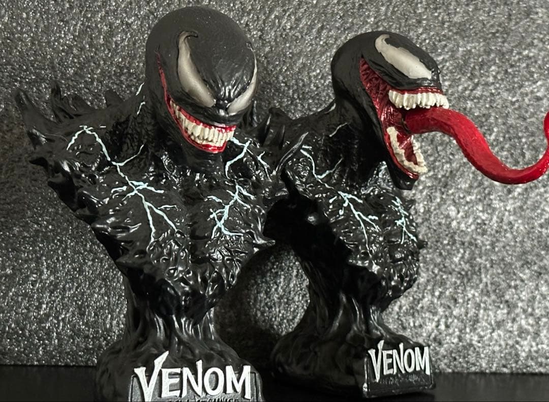 最終値下げ ヴェノム フィギュア スタチュー 2つセット。