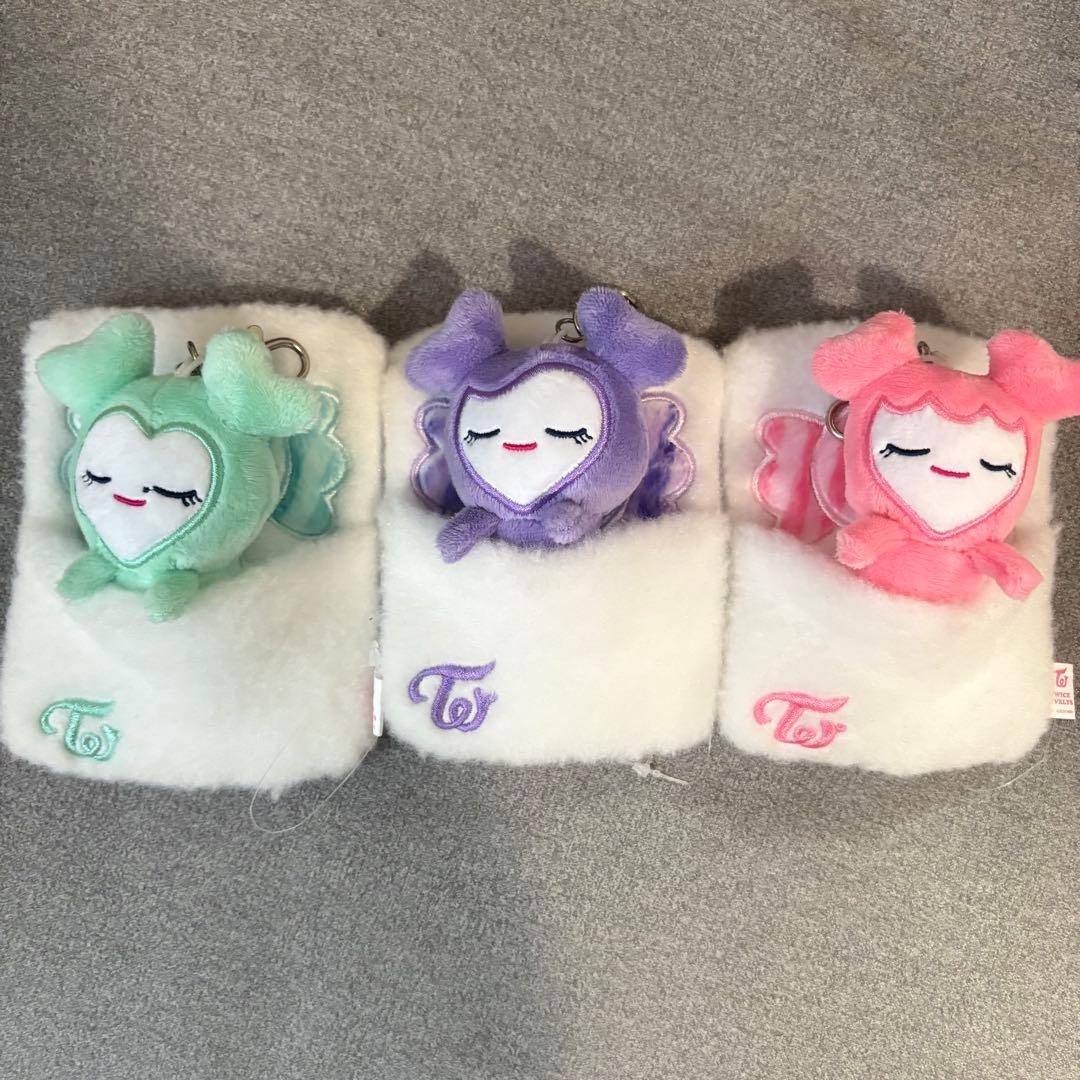 GIGO限定TWICE LOVELYS おふとんリールパスケース ミサモ - メルカリ