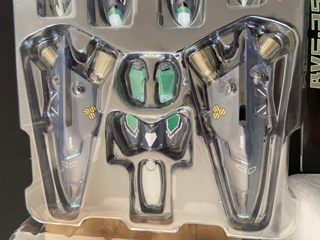 DX超合金 マクロスＦ RVF-25 メサイアバルキリー ルカ機 美品