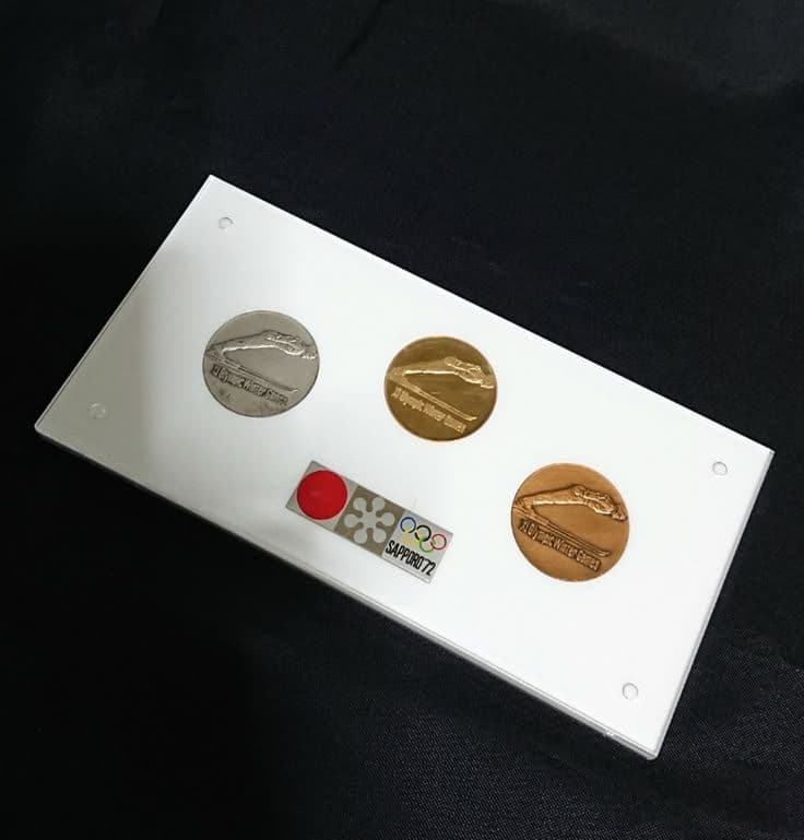 札幌オリンピック記念メダルセット Sapporo 1972 - メルカリ