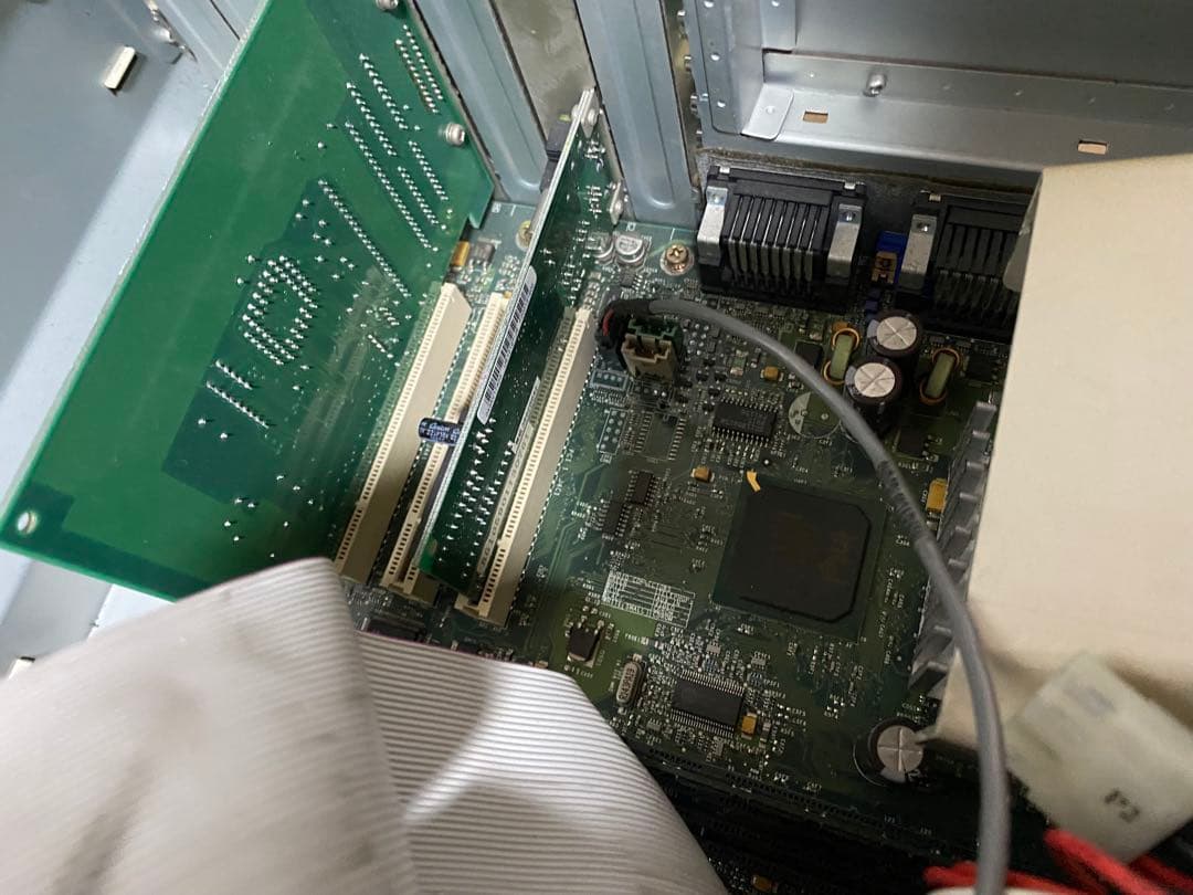 gateway GP6-466C デスクトップパソコン Windows98 世代 - メルカリ