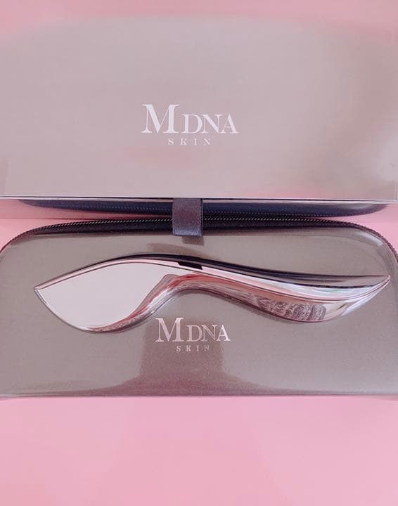 MDNASKINマグネティックフロー MAGNETIC FLOW | Magnetic Face Rejuvenator | MDNA SKIN