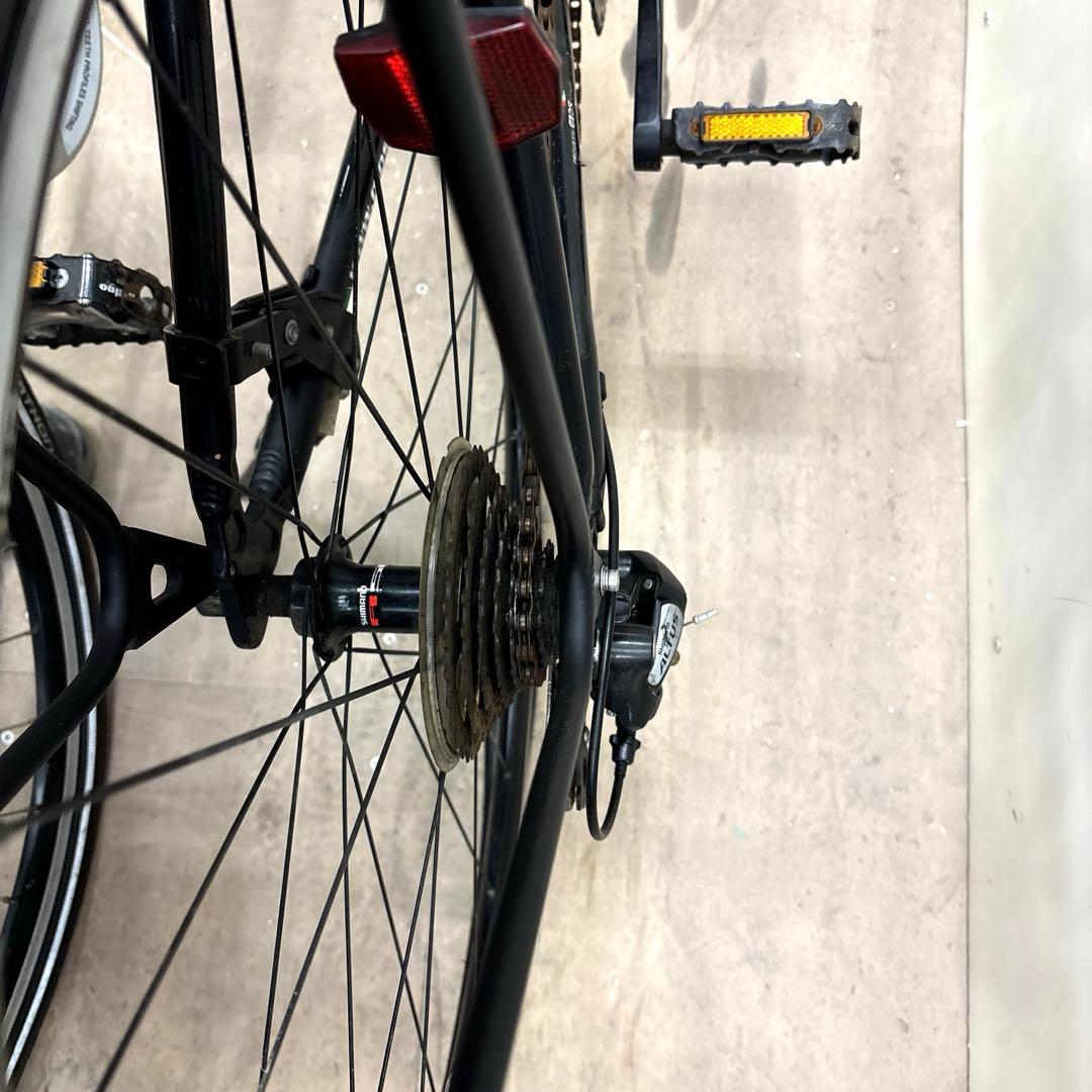 ブラック×GIOSロゴが映える、シンプルに“かっこいい”クロスバイク