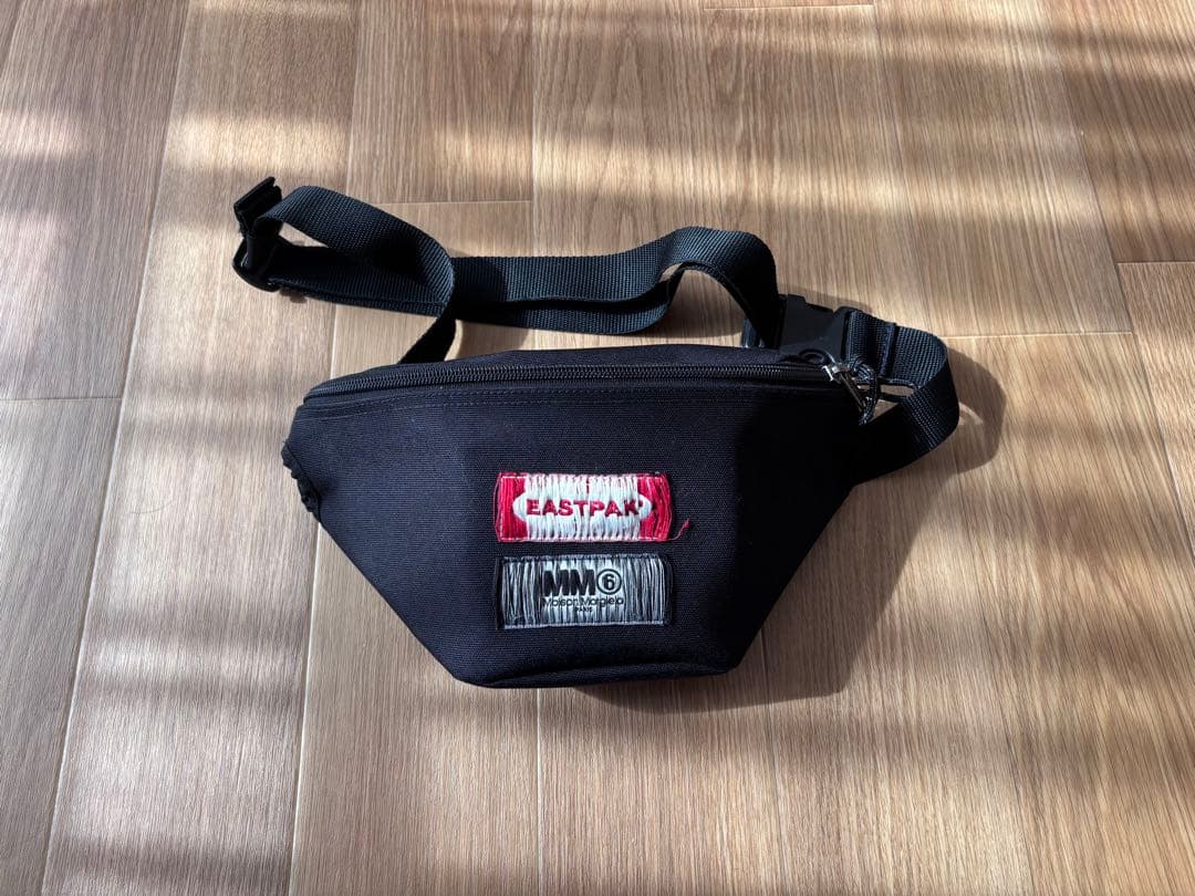 EASTPAK ✖️ MM6 コラボ ウエストポーチ - メルカリ
