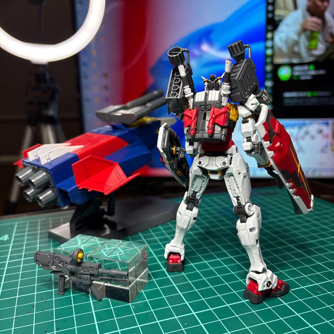 【完成品】HG 白いガンダム　部分塗装【完成品】HGUC　Gアーマー　2セット