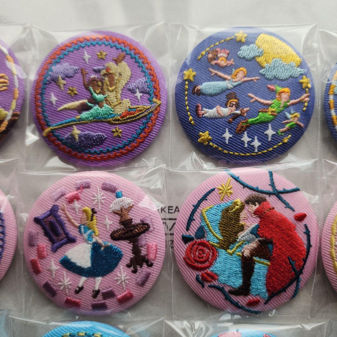 ②ディズニー 刺繍缶バッジビスケット 全15種 コンプ ディズニー 刺繍