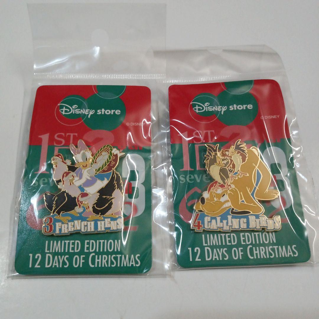 ディズニーストア　クリスマス　12日間　ミッキー　チップ　デール　他　ピンバッジ