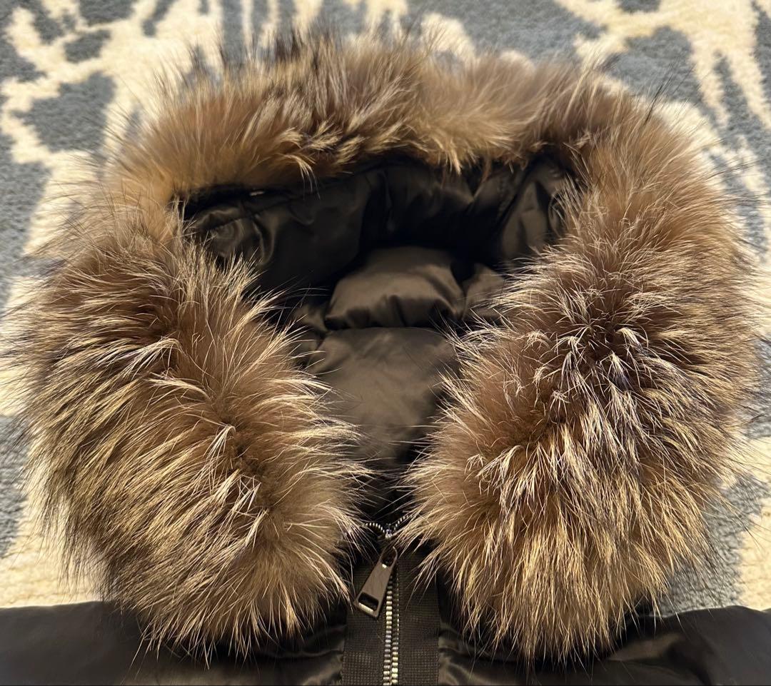 《MONCLER》ロングダウンジャケット