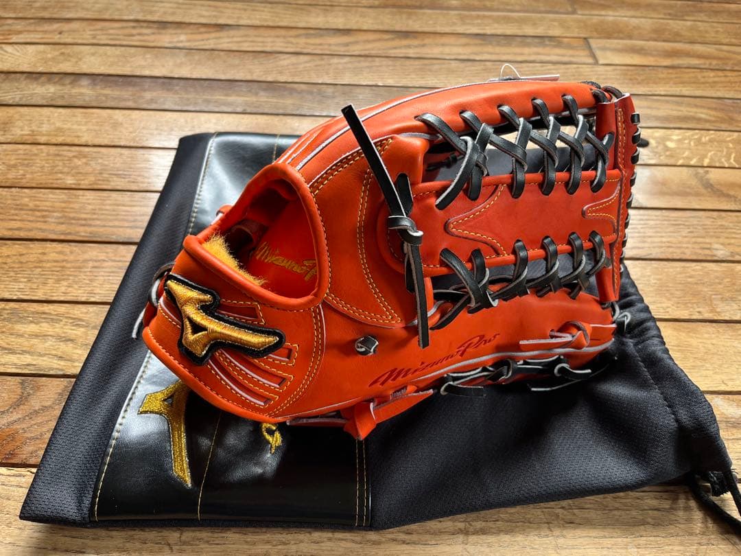 ミズノプロ 硬式　外野手　高校野球　BSS 右投げ　サイズ18N 中学校硬式 ミズノプロ 硬式 グローブ グラブ 外野手用 サイズ18N 限定皮革 右投げ