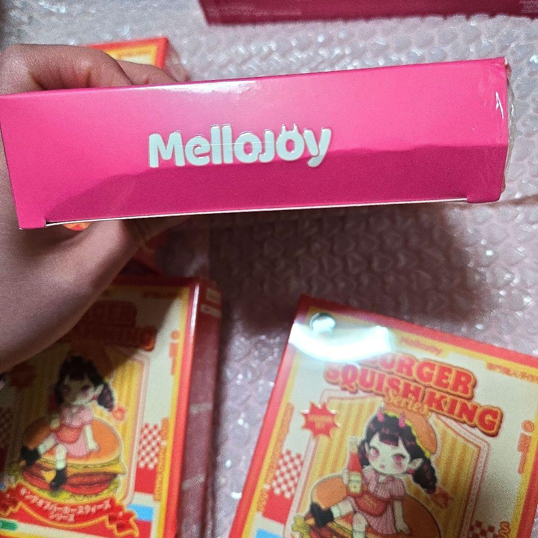 シュリンク付き Mellojoy キングオブバーガー3箱 焼き餅1箱 4個セット