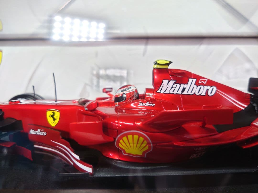 マルボロ加工】1/18 Ferrari F2007 キミ・ライコネン - メルカリ