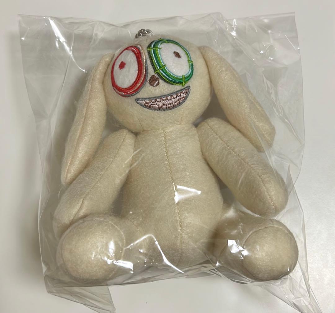 TWICE POPUP STORE チェヨン バッグチャーム うさぎ ぬいぐるみ - メルカリ