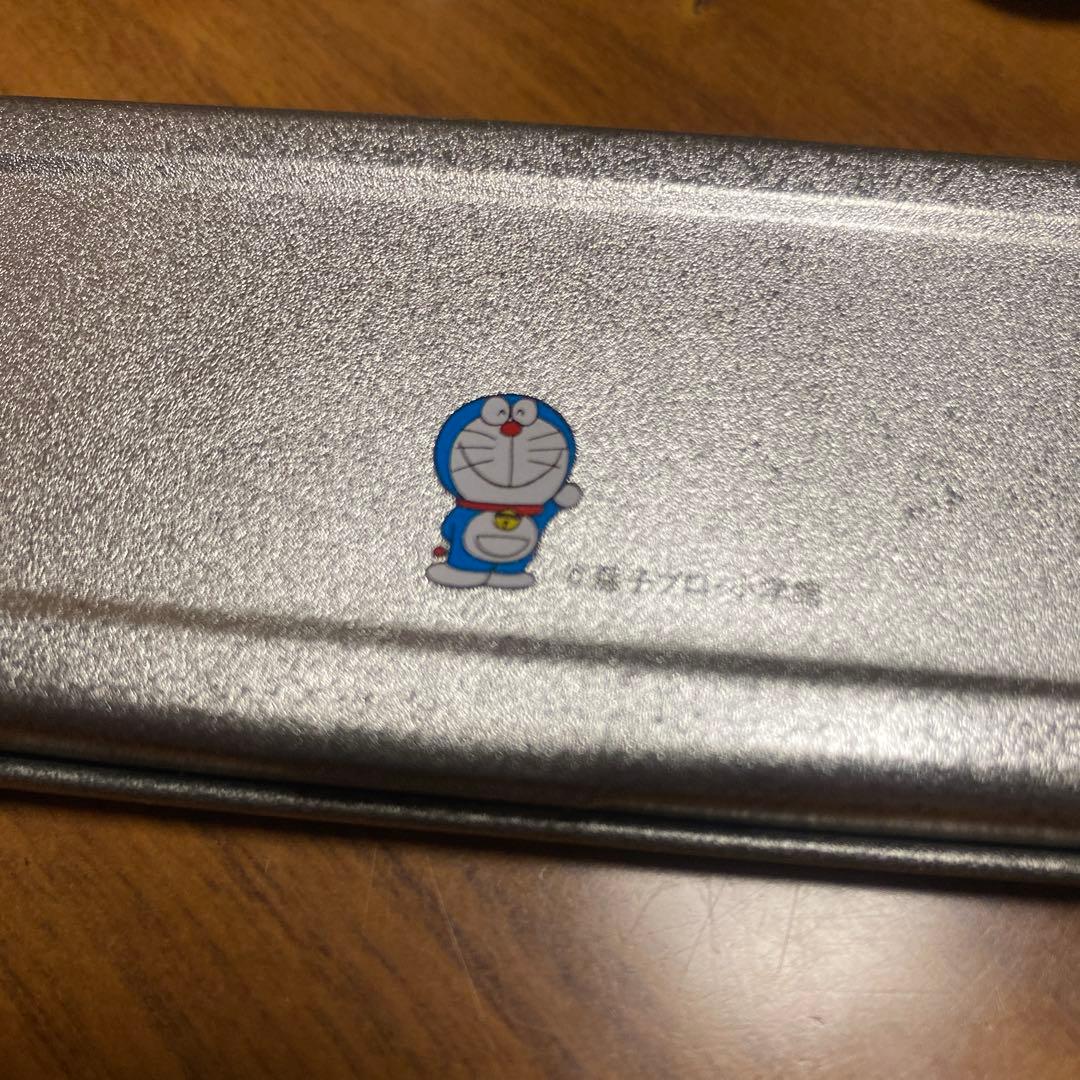 ドラえもん バッジ7個セット