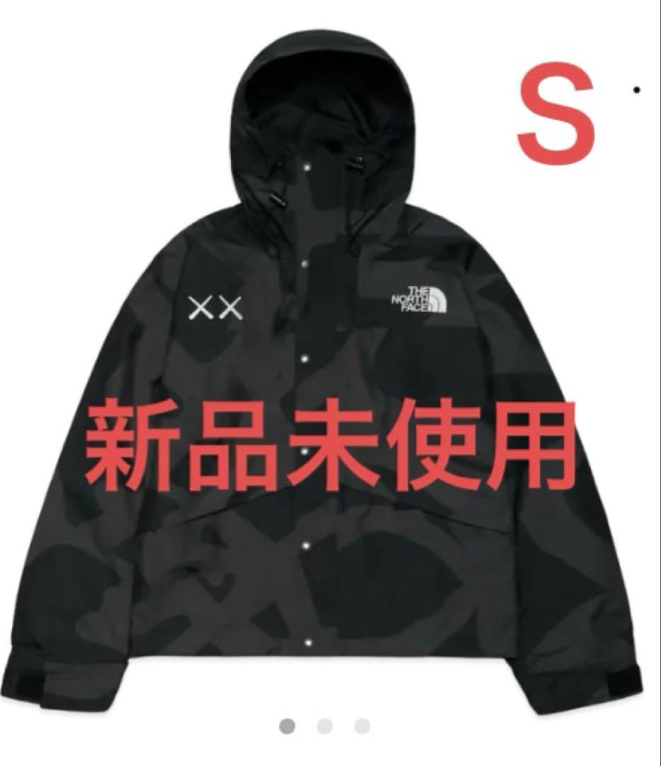 8*8様 破格　ザノースフェイス カウズ レトロ 1986 マウンテン ジャケッ ☆関税込☆The North Face x Kaws Retro 1986 Mountain Jacket☆ (THE
