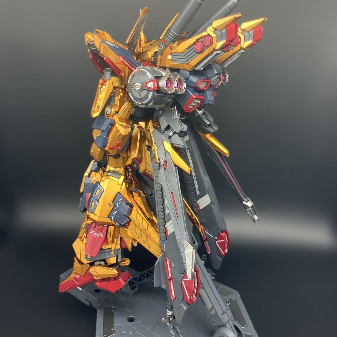 MG 1/100 神馬模型　黄金武士　フルアーマー百式改　　全塗装完成品