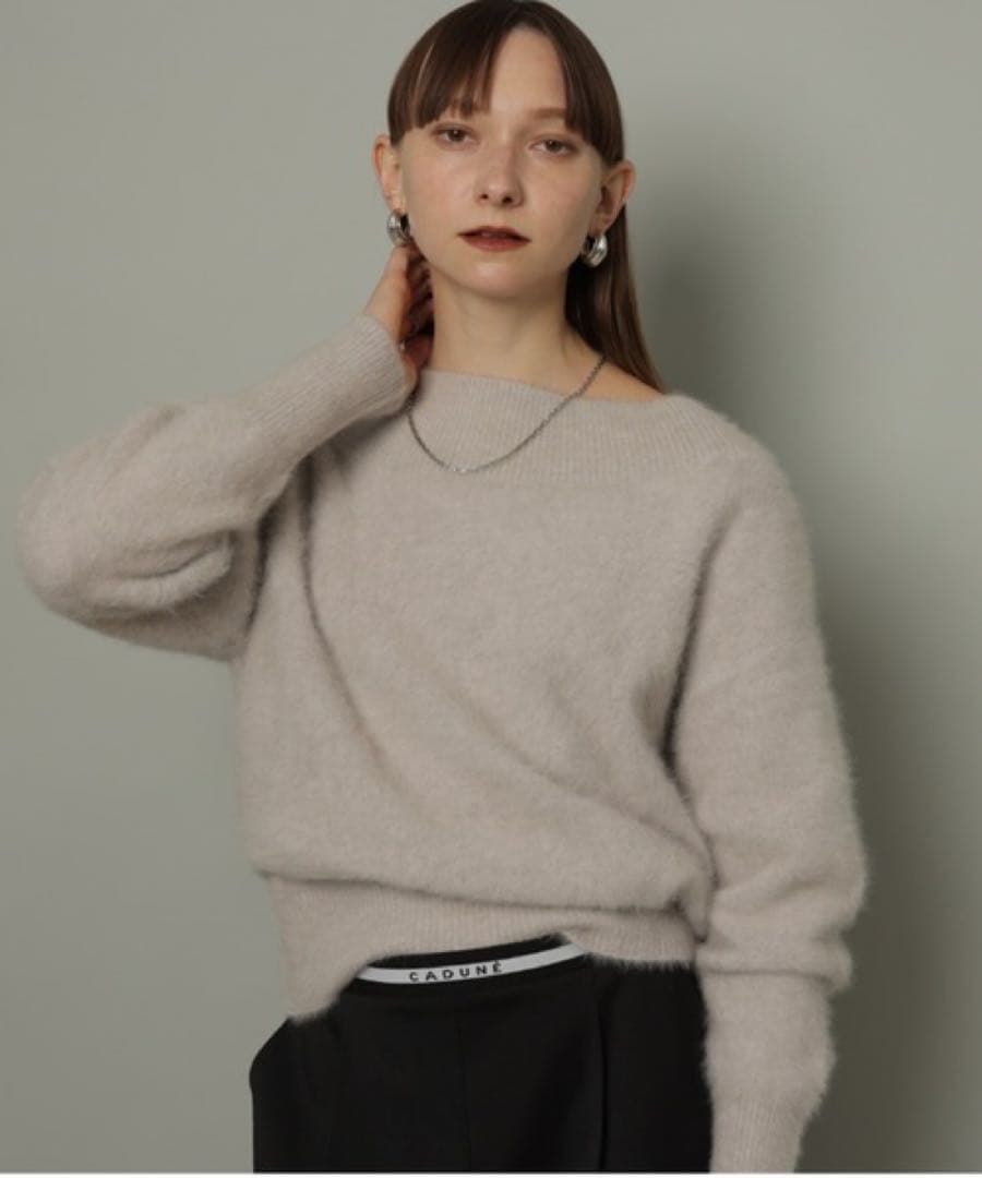 専用)CADUNE フォックスカシミヤオフショルニット - メルカリ