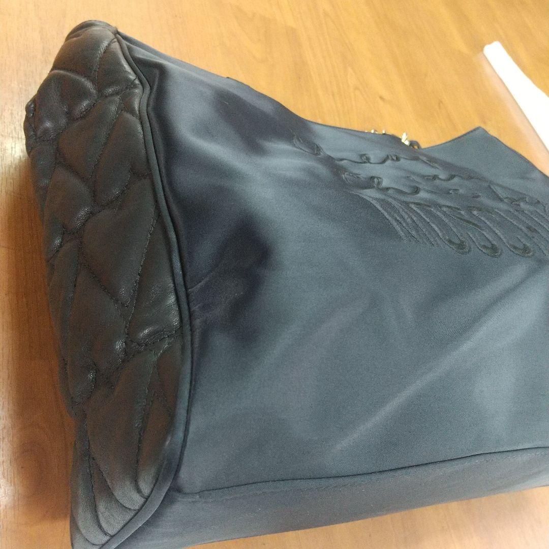 Jura様専用モスキーノ ゴールドチェーン 大判トートバックハート