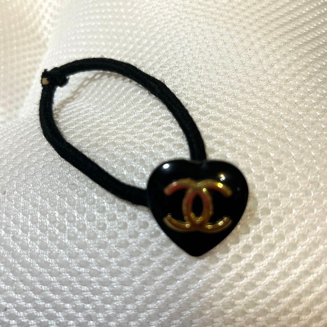 CHANEL/シャネル ヘアゴム ブラック/ゴールド - メルカリ