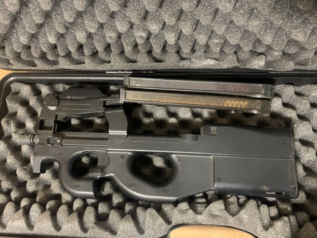 東京マルイ　P90 P-90プラス【電動ガンプラス】 - 電動ガン スタンダードタイプ | 東京