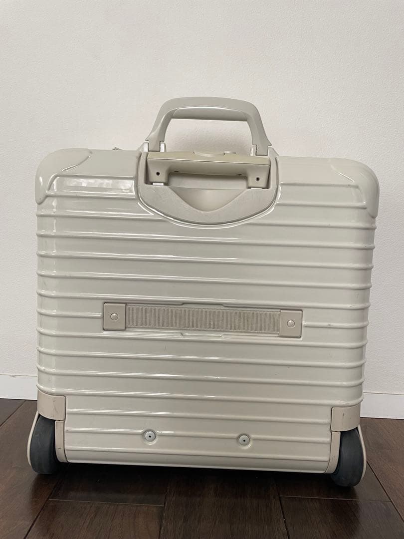 《値下げ中》RIMOWA リモワ　アローズキャリーケース　23L 機内持ち込み