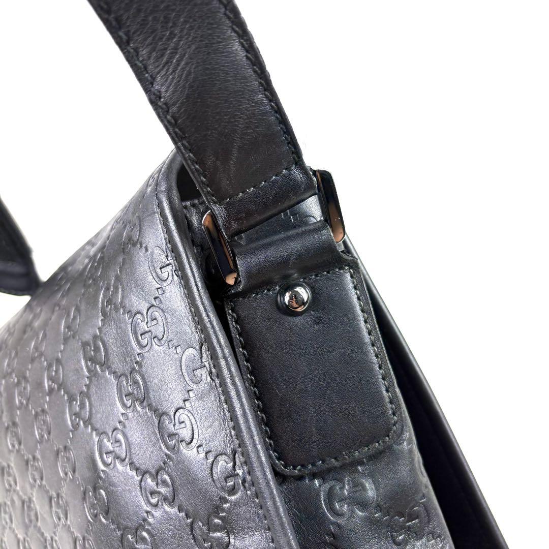 レア✨グッチ メッセンジャーバッグ シマ レザー ブラック GG柄 A4PC可