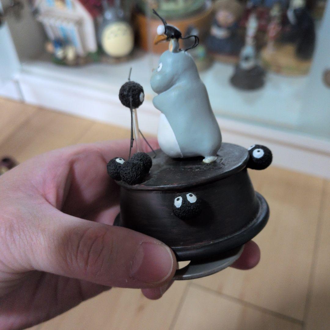 ジブリ作品千と千尋の神隠しオルゴール鳴ります。