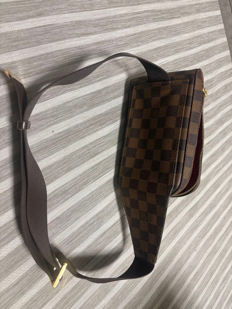 Louis Vuitton ダミエ ボディバッグ