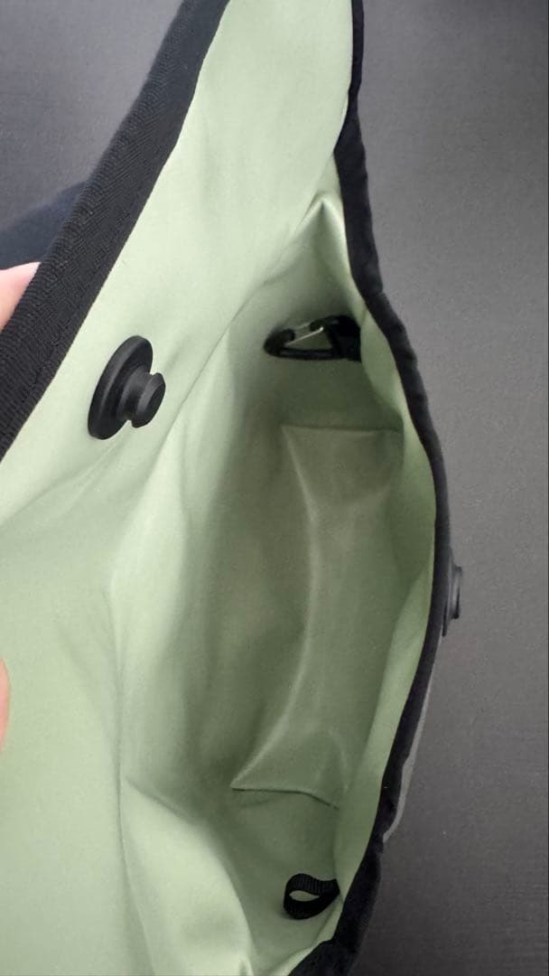 RESISTANT ショルダーバッグ Hippo hanger - メルカリ