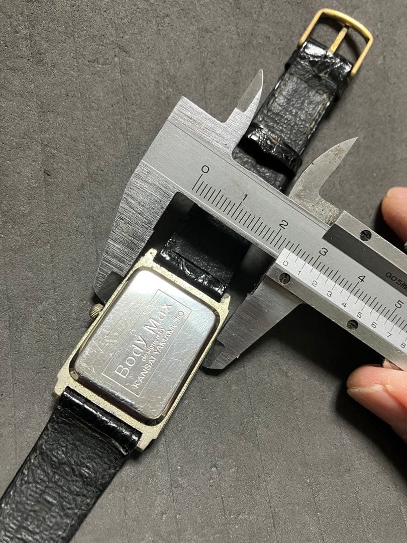 メンズQZボディMAX山本寛斎電池新で問題なく稼働中、バンド社外 - メルカリ