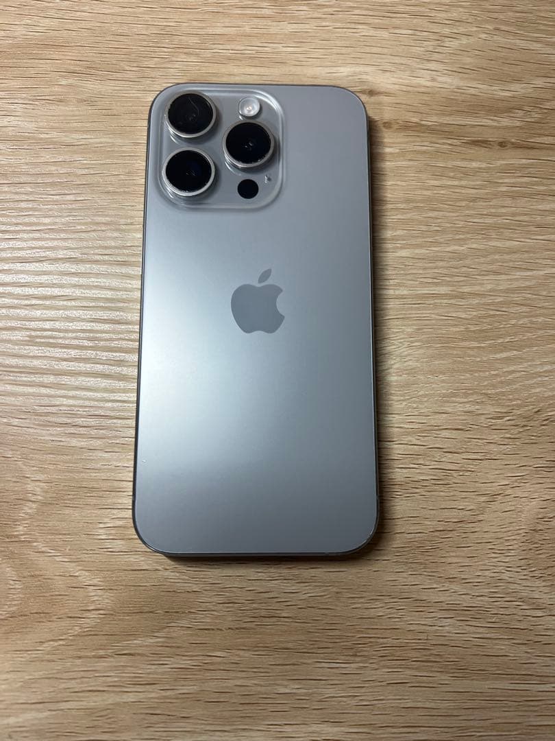 Apple iPhone 15pro 128GB ナチュラルチタニウム　ジャンク iPhone 15 Pro 128GB - ナチュラルチタニウム（SIMフリー）[整備済製品