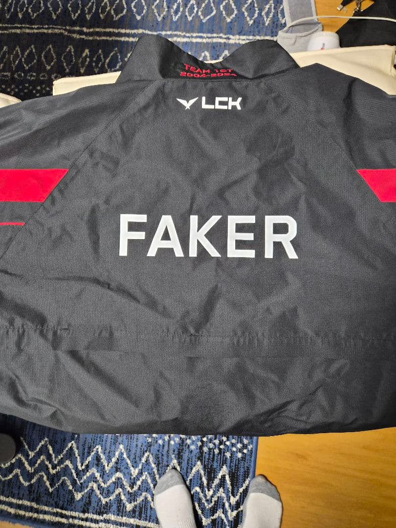 SKT T1 FAKER ジャケット 2024年 - メルカリ