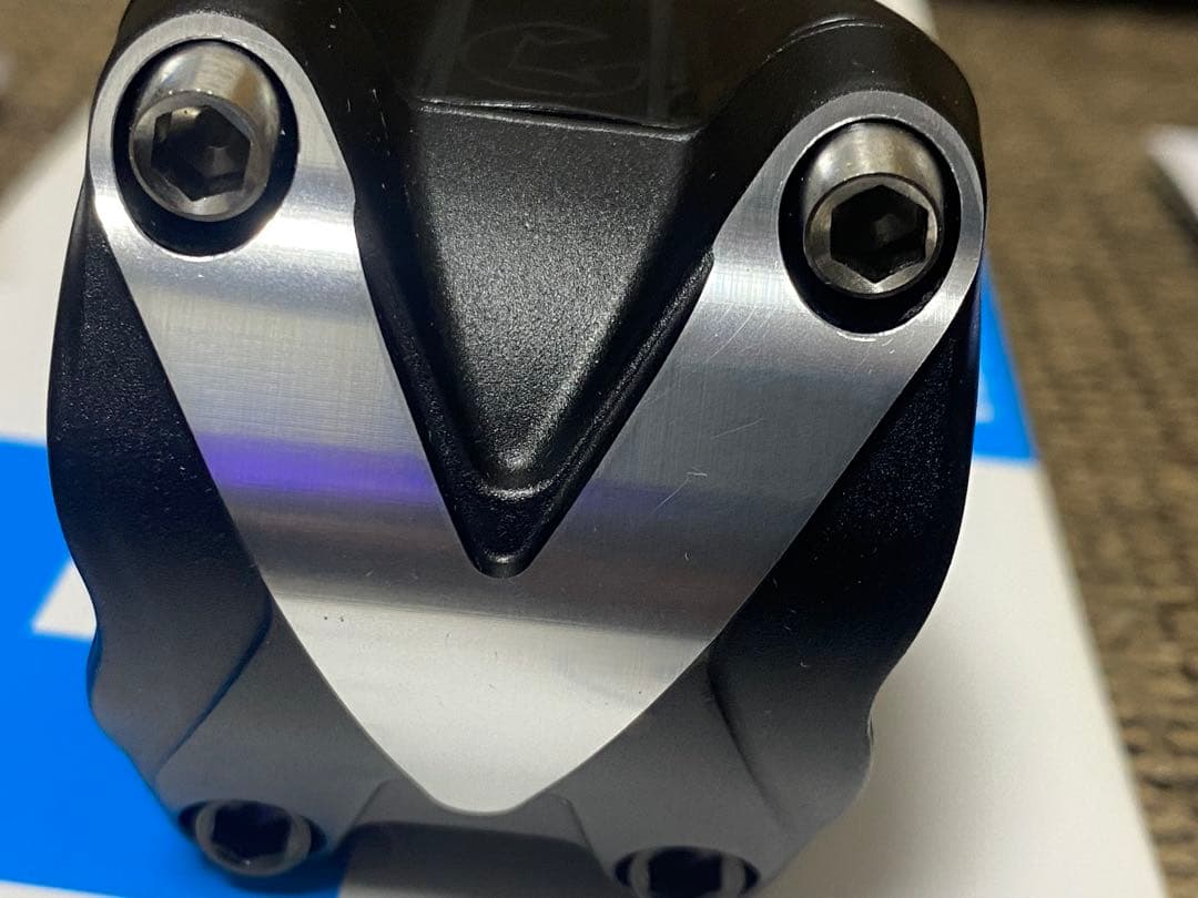 プロVibe Alloy ステム 90mm 31.8mm / -17 angle