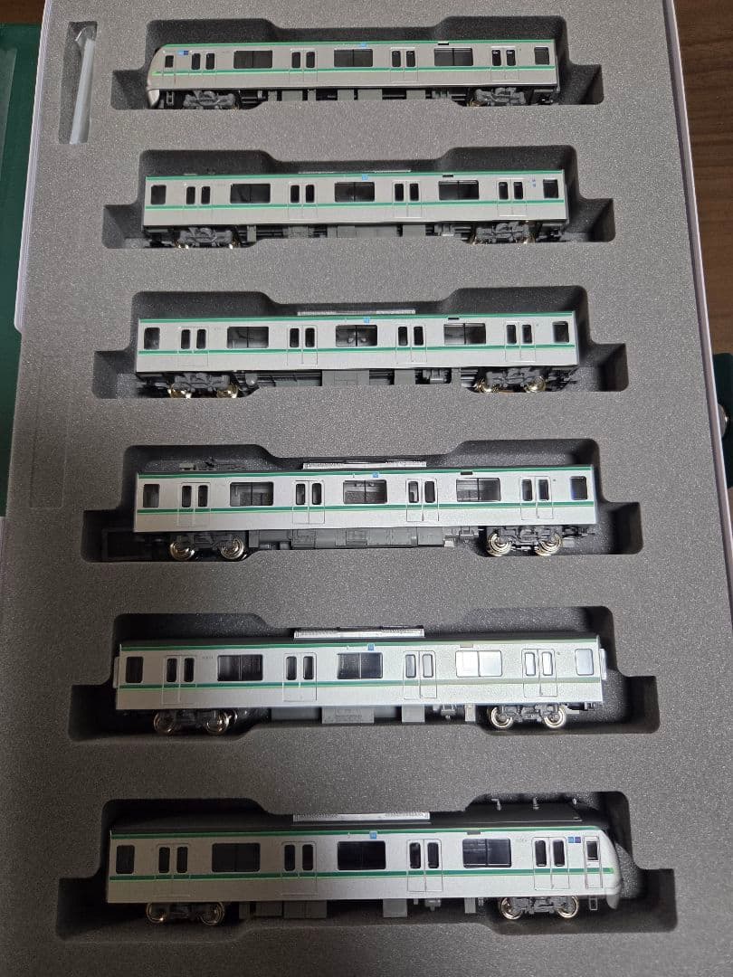 KATO 10-2003 2004　東京メトロ千代田線(1次車)16000系