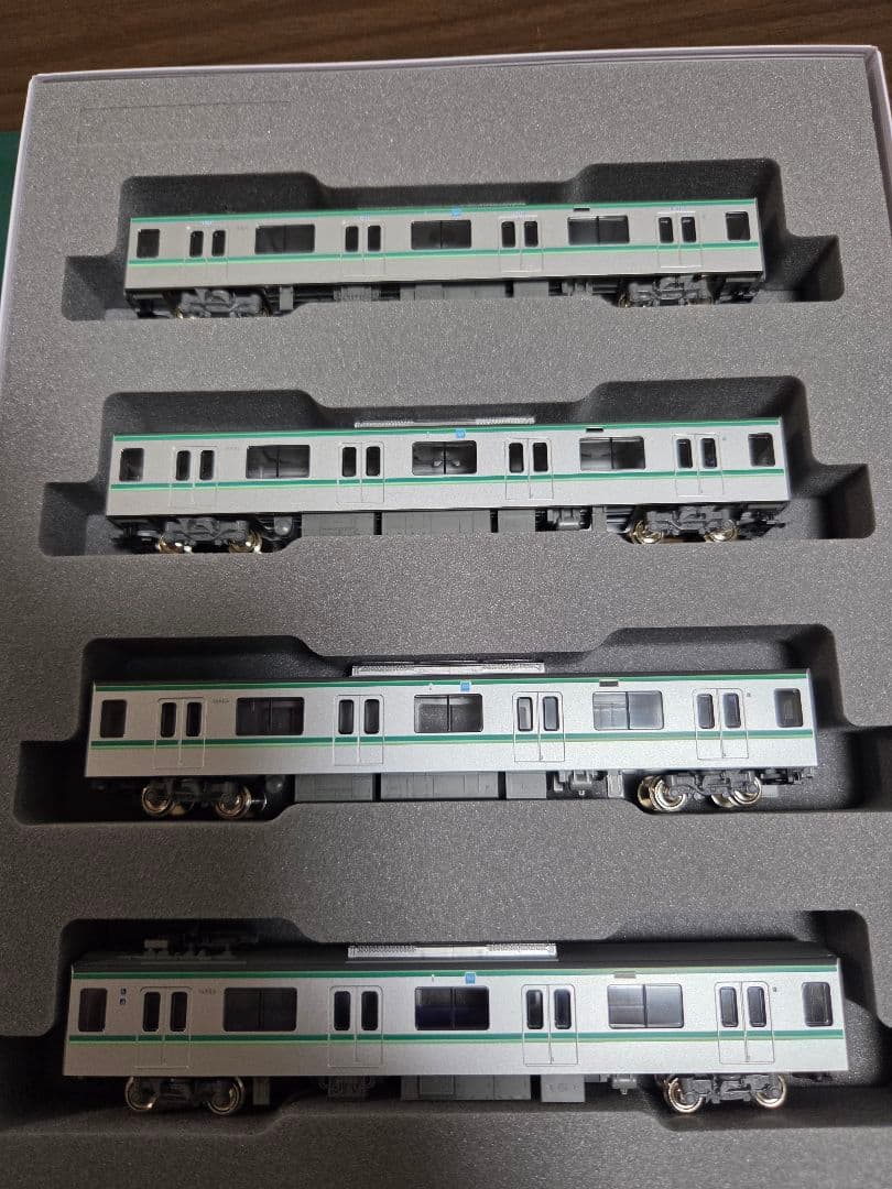 KATO 10-2003 2004　東京メトロ千代田線(1次車)16000系