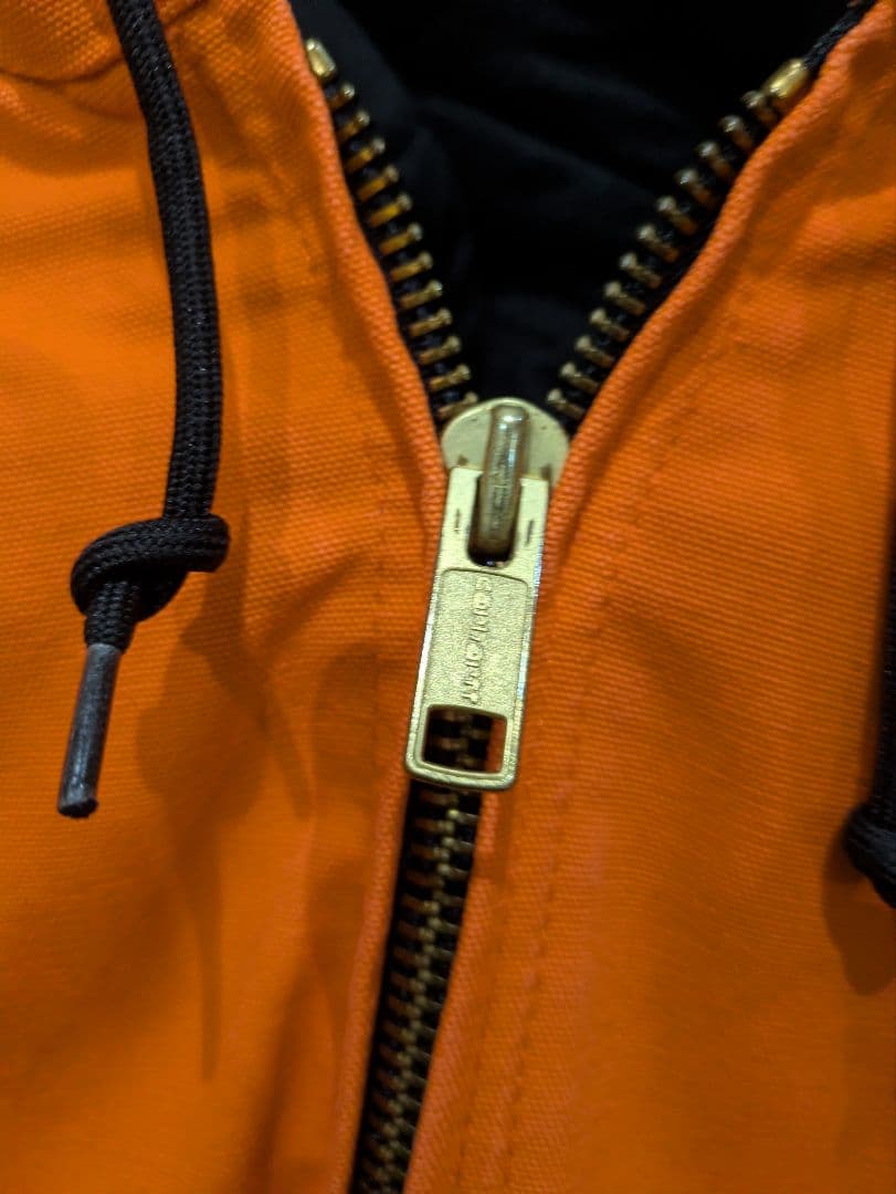 値下げ！！！！　アメリカ製 Carhartt ブレイズオレンジ ダックジャケット Carhartt（カーハート） ダックジャケット CARHARTT RELAXED FIT DUCK