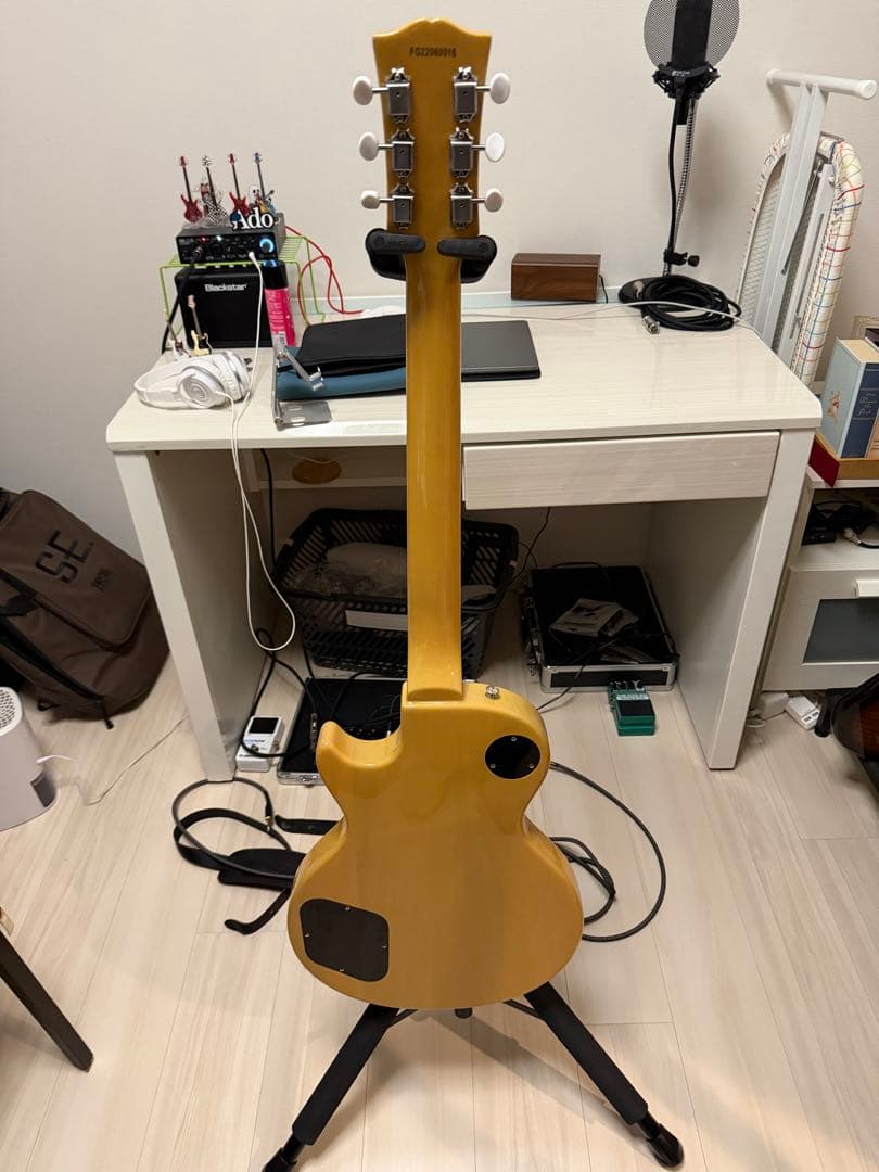 Burny SRLS TVY 2022年製