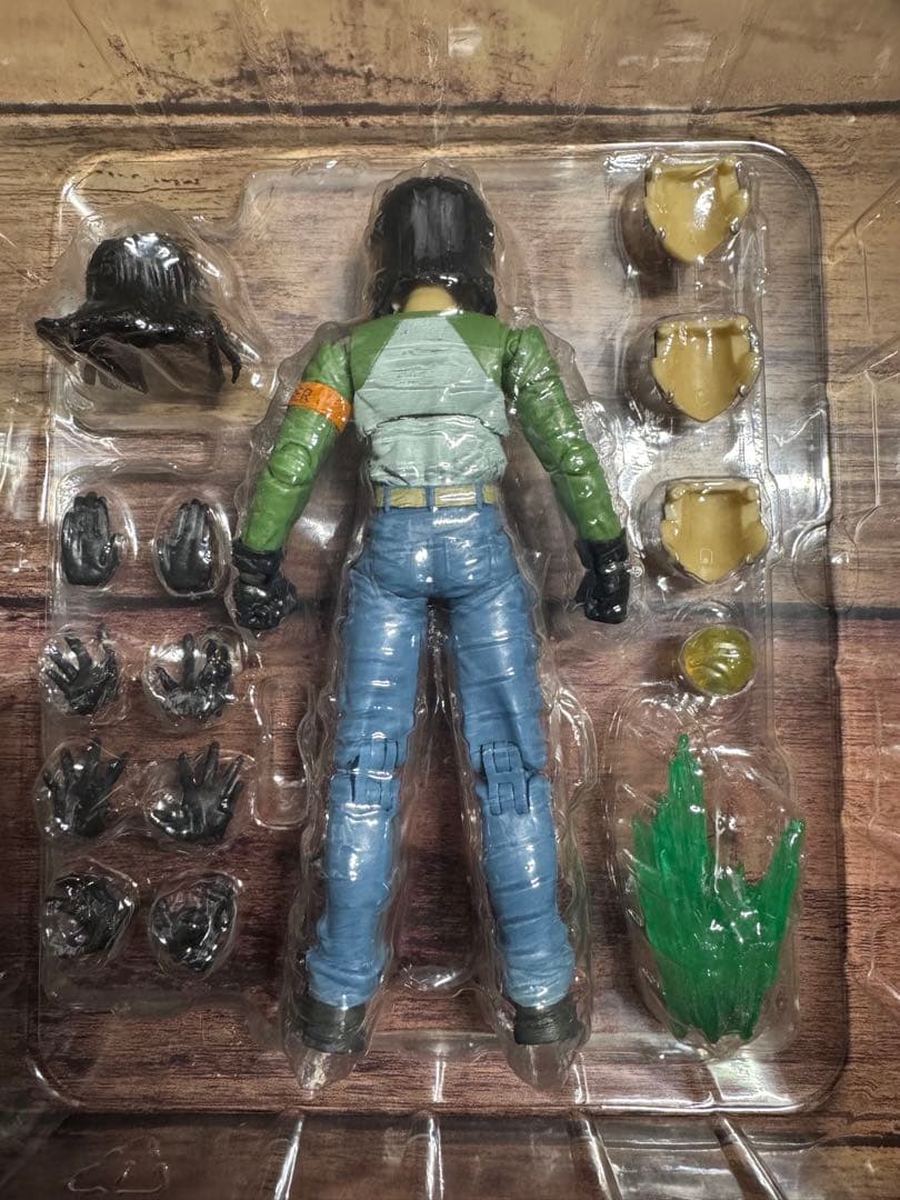 S.H.Figuarts 人造人間17号&18号 宇宙サバイバル編 2体セット