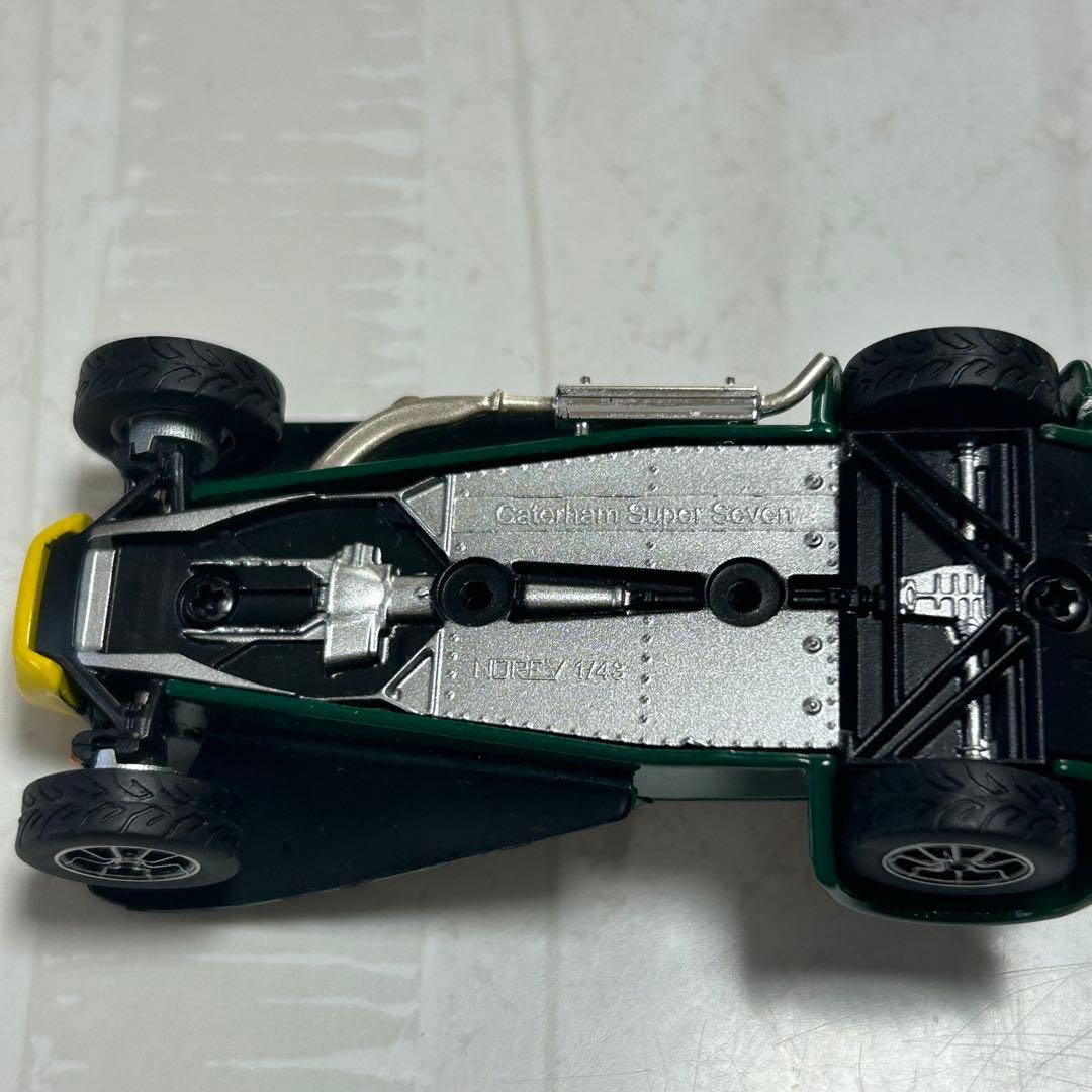 京商 ケータハム スーパーセブン 1979 グリーン/イエロー 1/43ミニカー