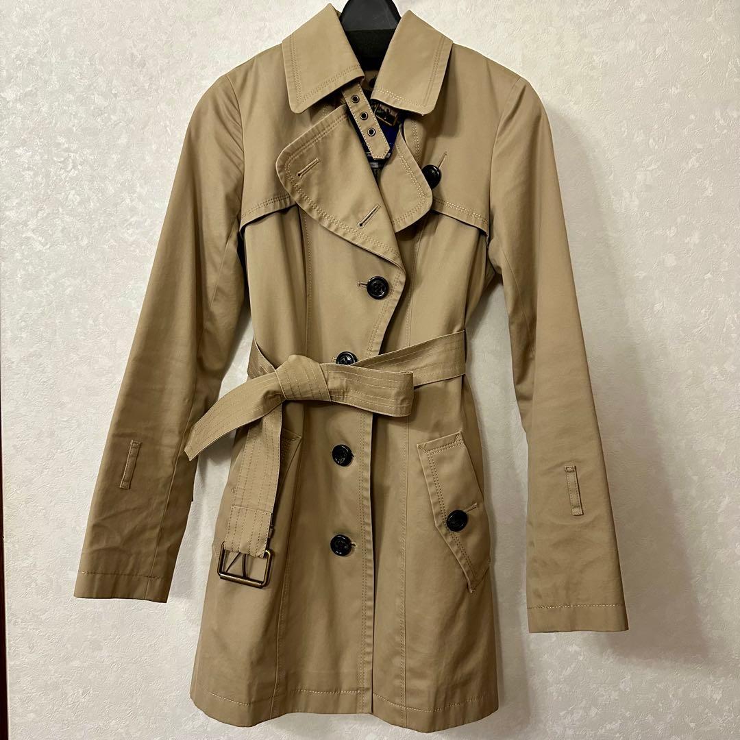 バーバリーブルーレーベル ベージュ トレンチコート ウエストベルト