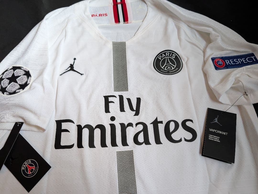 【新品タグ付き！】パリ・サンジェルマン /ネイマール/4th/17-18