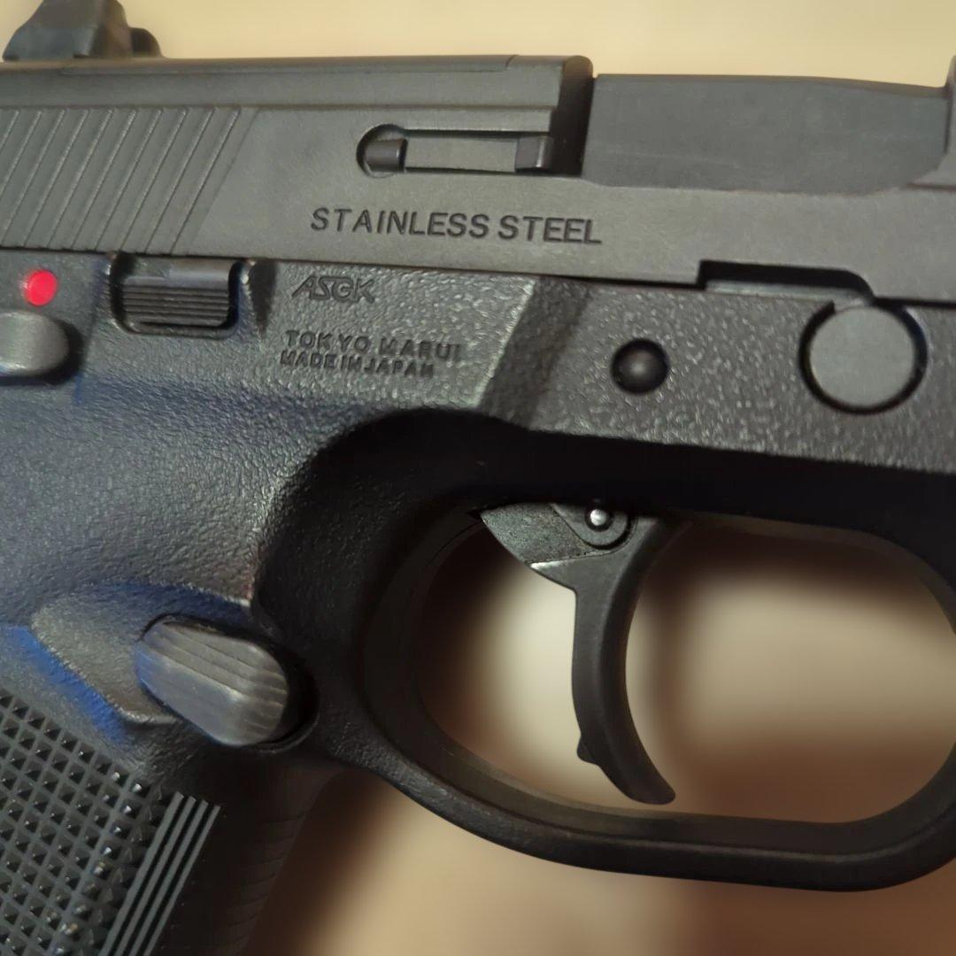 FNX-45 Tactical ガスガン 2マガジン付き